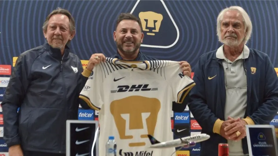 Leopoldo Silva sobre el rendimiento del equipo universitario: "Confiamos totalmente en Mohamed"
