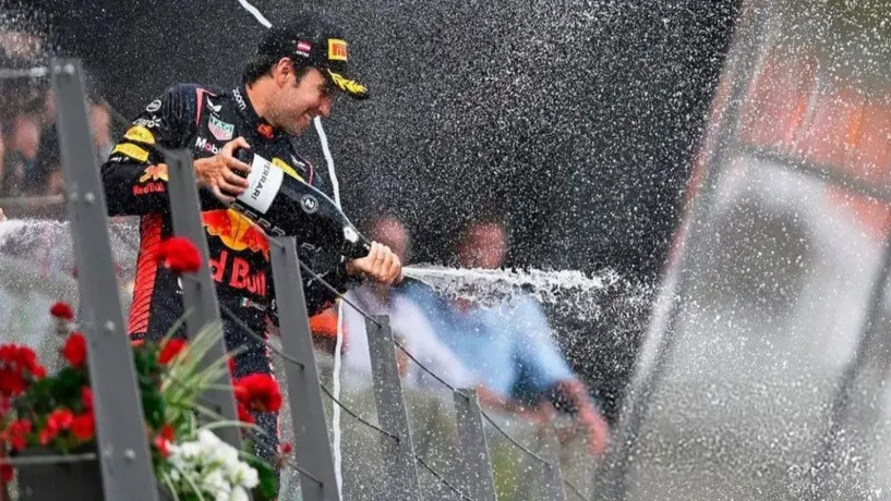 Prensa internacional destaca remontada de 'Checo' Pérez en Austria pero señalan su mala clasificación