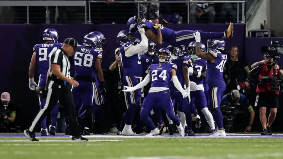 Vikings sorprende y vence a 49ers en el Monday Night Football