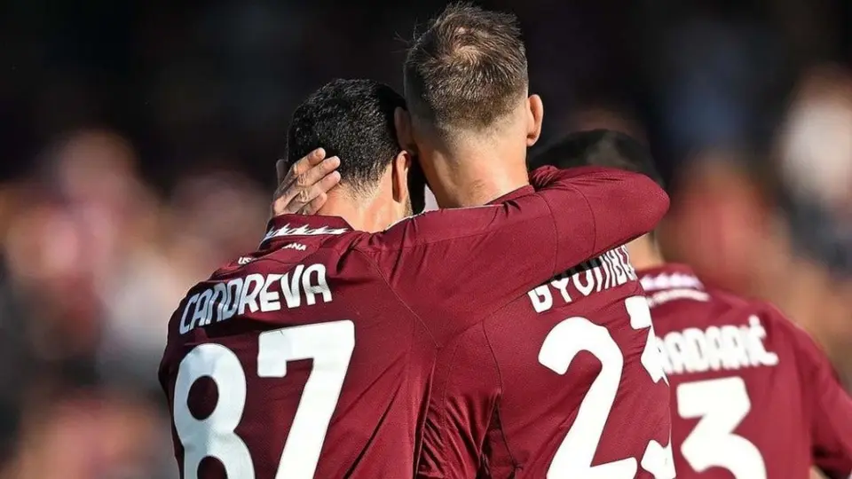Salernitana avanza de ronda en la Coppa Italia; Memo Ochoa fue suplente