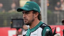 Fernando Alonso 'estalló' contra paparazzis en su regreso a España