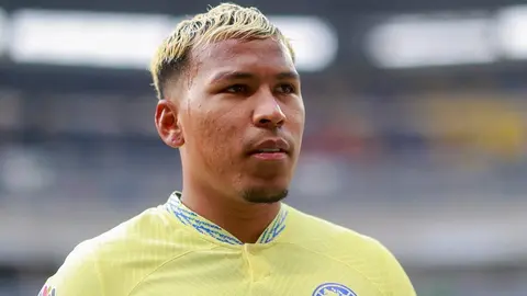 Roger Martínez: 'Del Piojo Herrera aprendí muchísimas cosas y estoy agradecido con él'