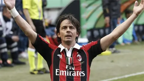 Memo Ochoa recordó que en 2007 compitió con Filippo Inzaghi, su actual DT, por el Balón de Oro
