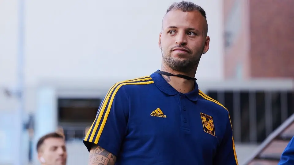 Diente López se despidió del plantel de Tigres previo a reportar con León, su nuevo equipo
