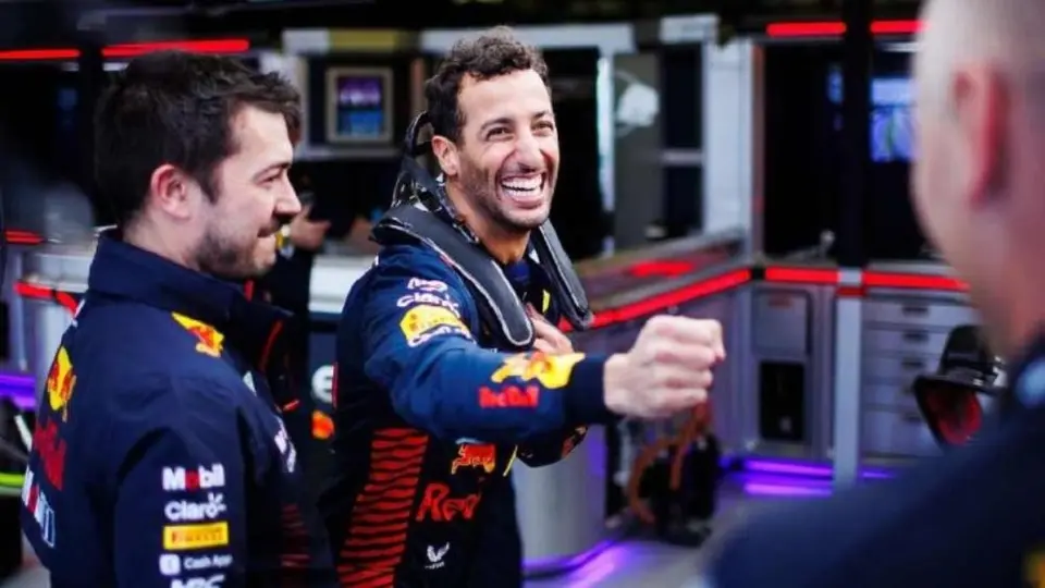 ‘Checo’ Pérez reconoce el regreso de Daniel Ricciardo a la F1: “Creo que es una gran oportunidad para él”