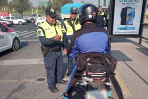 Nuevo reglamento de tránsito para motos entra en vigor el domingo en Ciudad de México