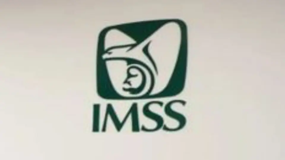Niña muere en elevador de hospital del IMSS en Playa del Carmen