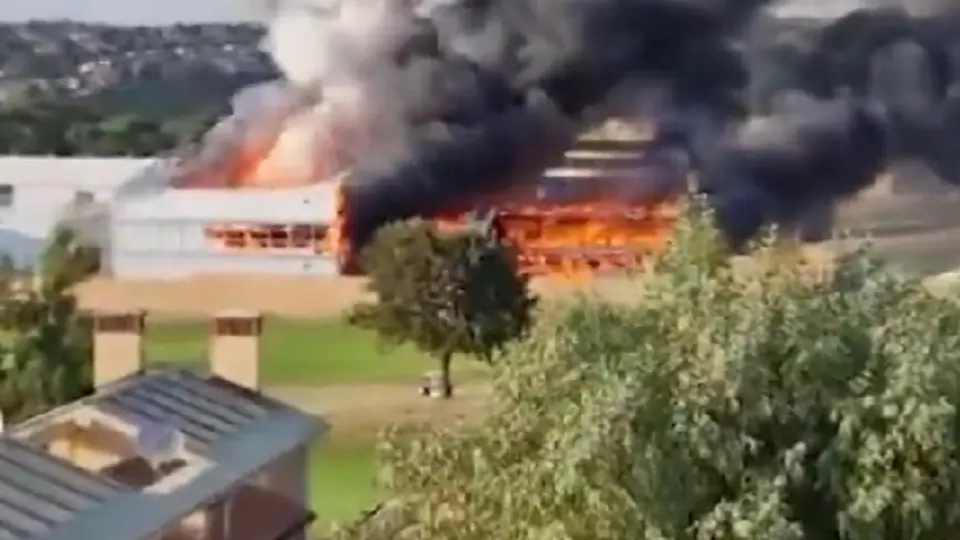 Campo de golf donde se llevó a cabo la Ryder Cup sufre un incendio