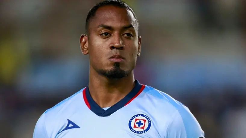 Willer Ditta sobre jugada entre Omar Mendoza a Juan Zapata: 'Es muy normal entre futbolistas'