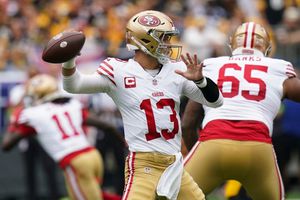 Brock Purdy respondió en la cancha a las 'amenazas' de Patrick Peterson