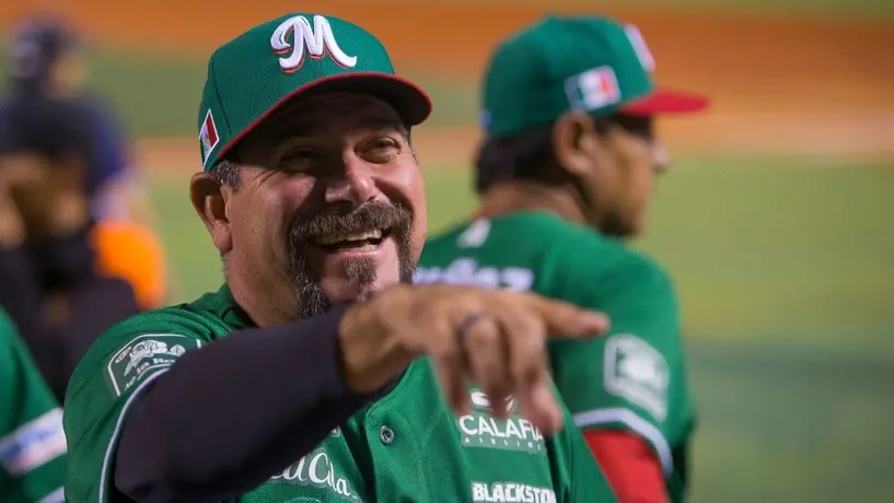 Benjamín Gil, mánager mexicano, en pláticas con los Padres de San Diego y cerca de hacer historia