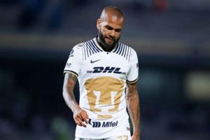 Dani Alves corta su relación con su abogado a las puertas de su juicio