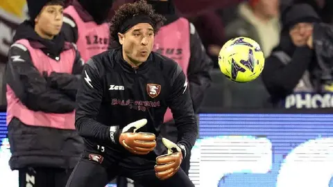 ¡De vuelta en Italia! Guillermo Ochoa ya se incorpora a la Salernitana