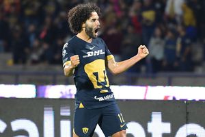 'Chino' Huerta se ganó un nuevo apodo por su buen paso en Pumas