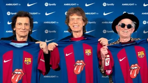 Barcelona pone a la venta su jersey exclusivo en colaboración con los Rolling Stones