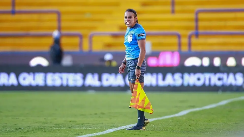 Sandra Ramírez, designada como abanderada para su tercer juego en Mundial Femenil
