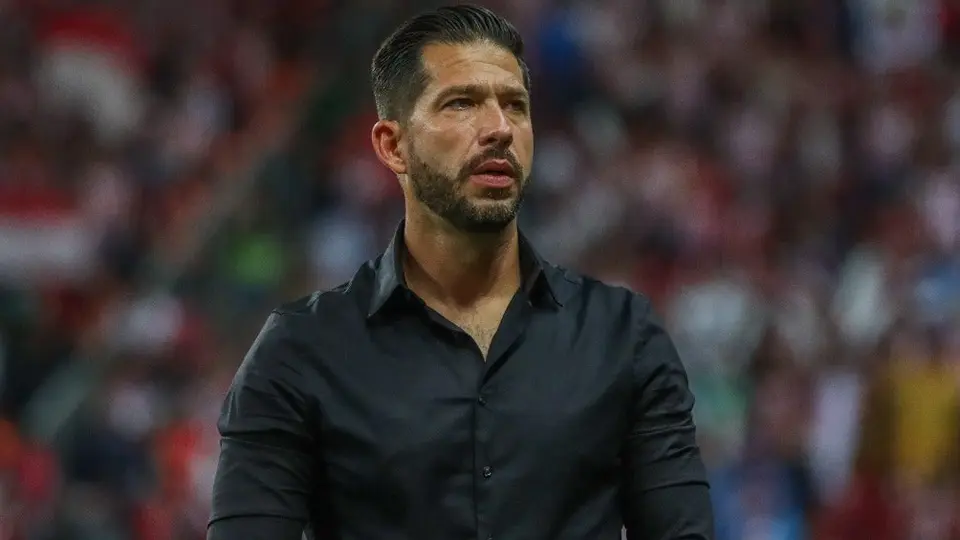 Benjamín Mora deja de ser DT del Atlas tras los malos resultados en el AP23