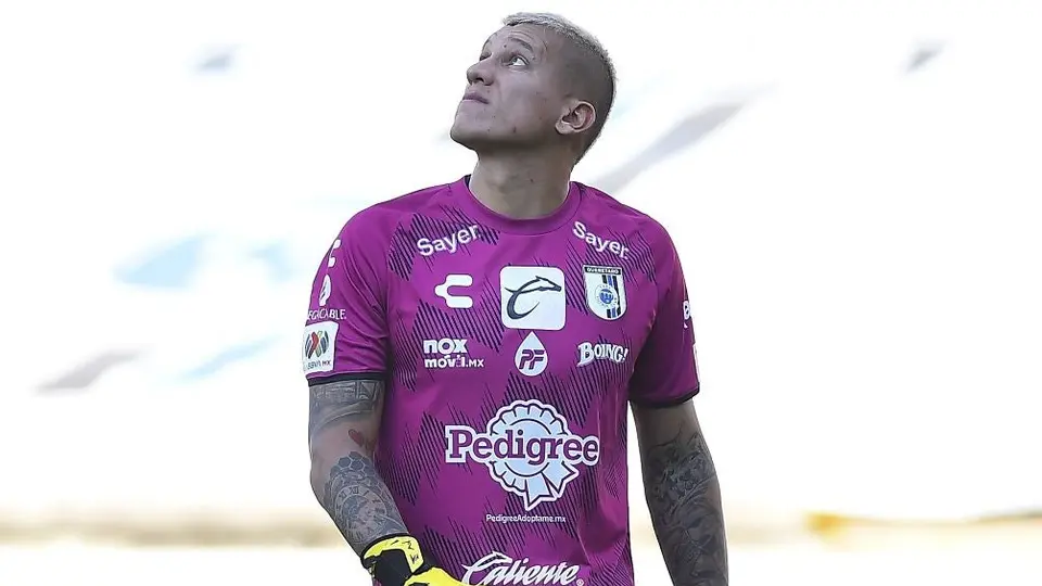 Washington Aguerre denunció malos tratos de directiva de Querétaro