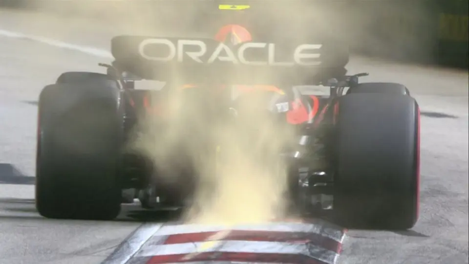 Checo Pérez y Max Verstappen se quedan fuera de la Q3 en Singapur