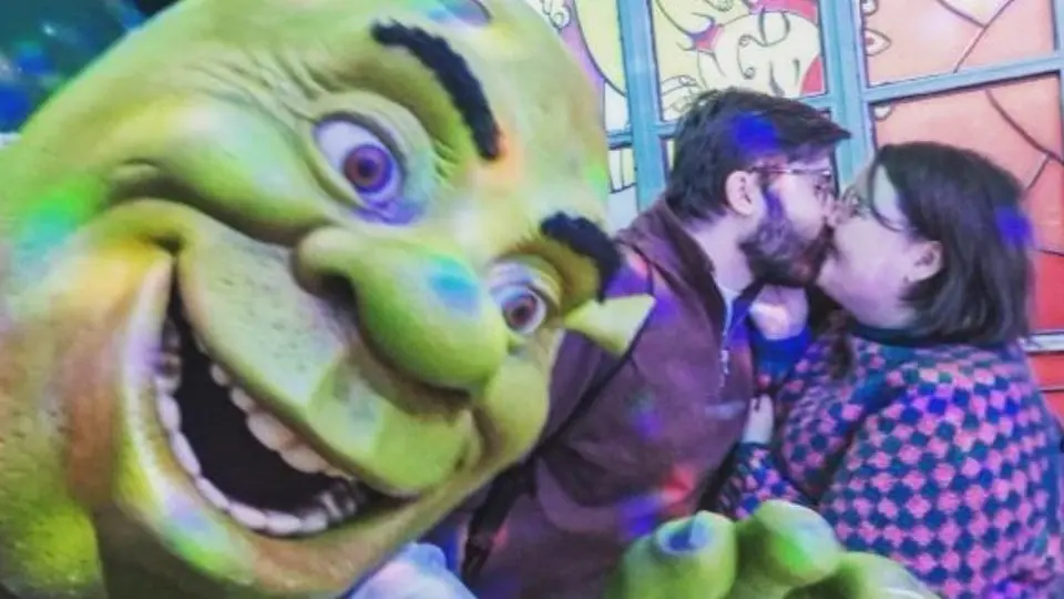 ¡Vive el sueño de Shrek! El Pantano Mágico llega a Airbnb y te decimos cómo rentarlo