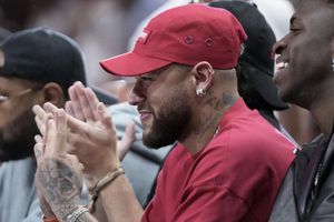 Neymar felicita al Fluminense tras ganar la Libertadores frente a Boca Juniors