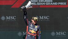 Helmut Marko se deshace en elogios hacia Max Verstappen y señaló que pondría cualquier auto en la Pole