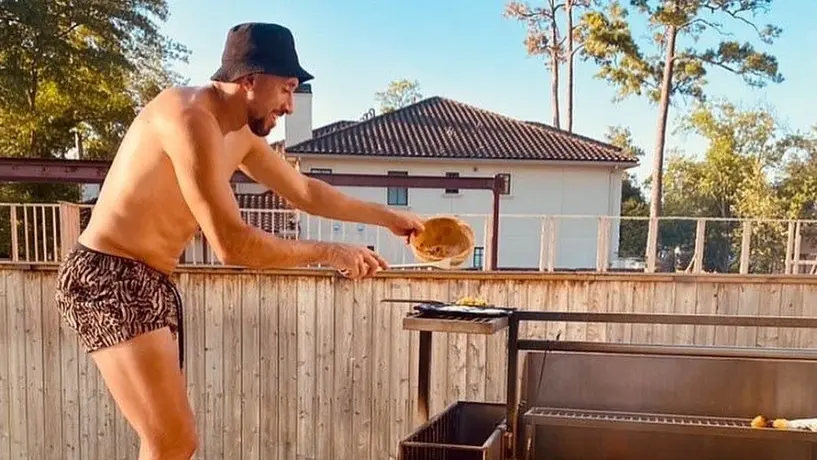 ¿Ya se siente argentino? Afición revienta a Héctor Herrera por organizar un "asado"