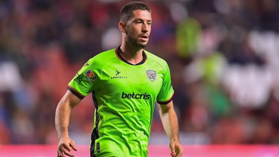 Santiago Ormeño regresa a la Selección Peruana tras un año de ausencia