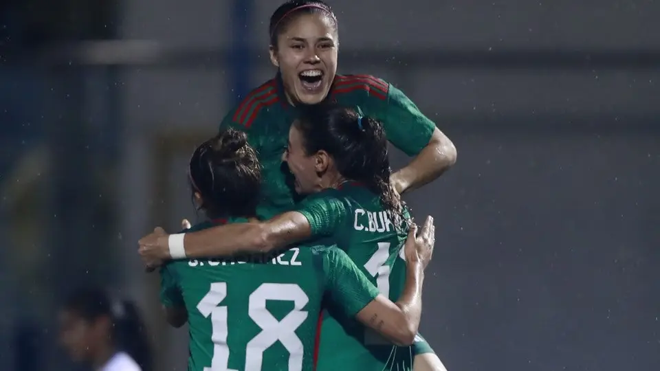 Tri Femenil consigue su segundo triunfo al hilo tras vencer a El Salvador en Centroamericanos