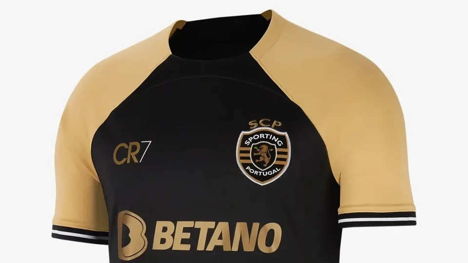 Playera de Sporting de Lisboa en homenaje a Cristiano Ronaldo ya es la más vendida