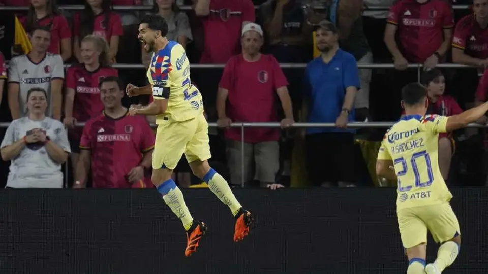 ¡100 veces histórico! Henry Martín llegó al centenar de goles en Primera División