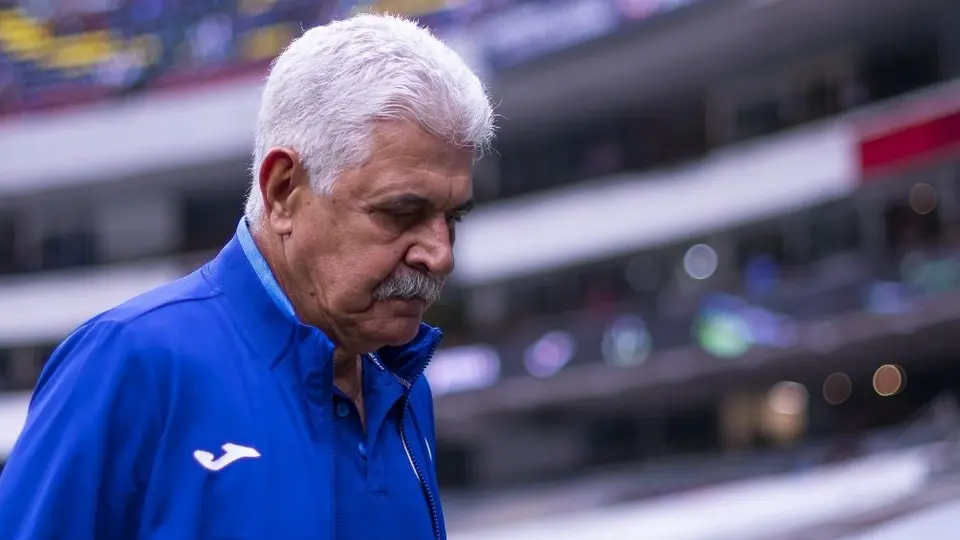 ¡Oficial! Ricardo Ferretti es cesado de Cruz Azul