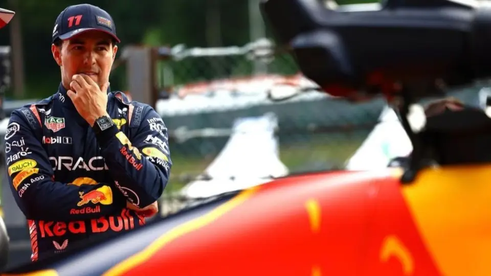 Helmut Marko ‘arremete’ contra Checo Pérez tras sus malas clasificaciones