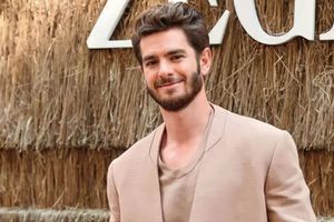 Andrew Garfield: Comprometedora foto junto a otro hombre se viraliza