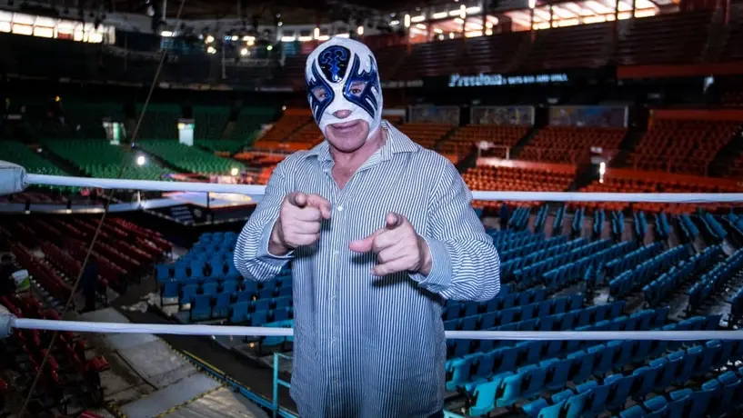Atlantis no se ve fuera del ring: "Si no lucho, me muero"