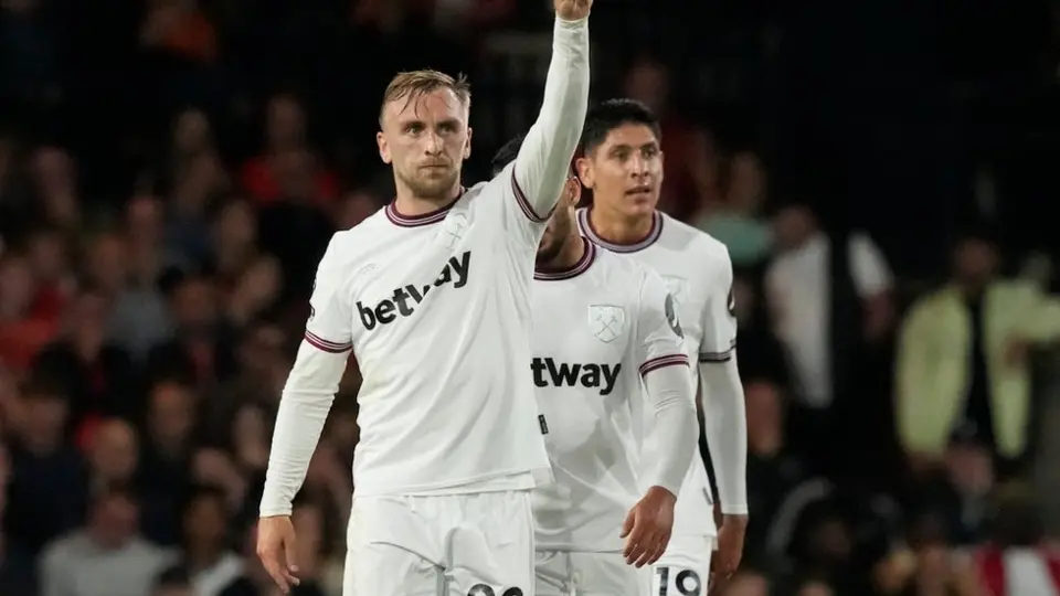 West Ham gana de visita ante el Luton Town con Edson Álvarez como titular
