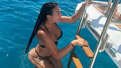 Georgina Rodríguez enciende las redes sociales durante sus vacaciones