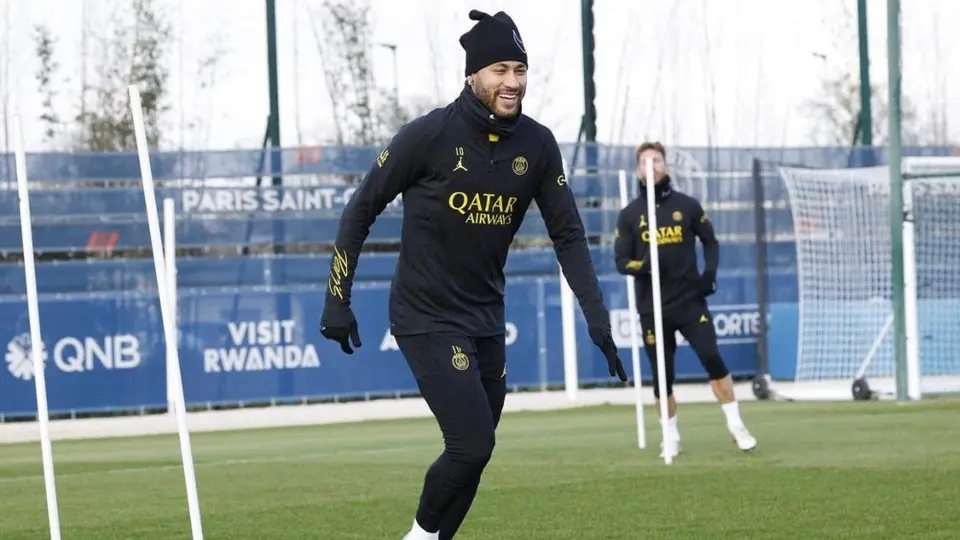 Ofrecen a Neymar al Barcelona y es descartado por insuficiencia económica