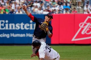 Luis Urías, primer mexicano en lograr grand slams consecutivos en juegos distintos