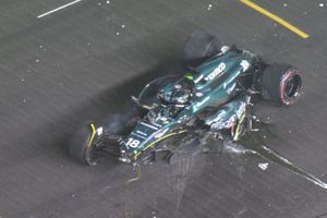 F1: Lance Stroll protagonizó uno de los choques más 'salvajes' de esta campaña