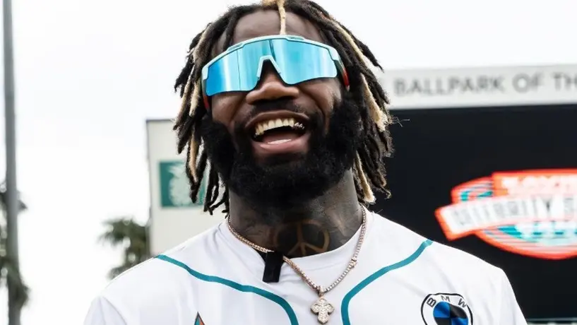 Acusan a Xavien Howard de los Miami Dolphins de haber embarazado a 4 mujeres
