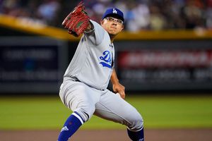 Julio Urías lució en la victoria de Dodgers sobre Diamondbacks