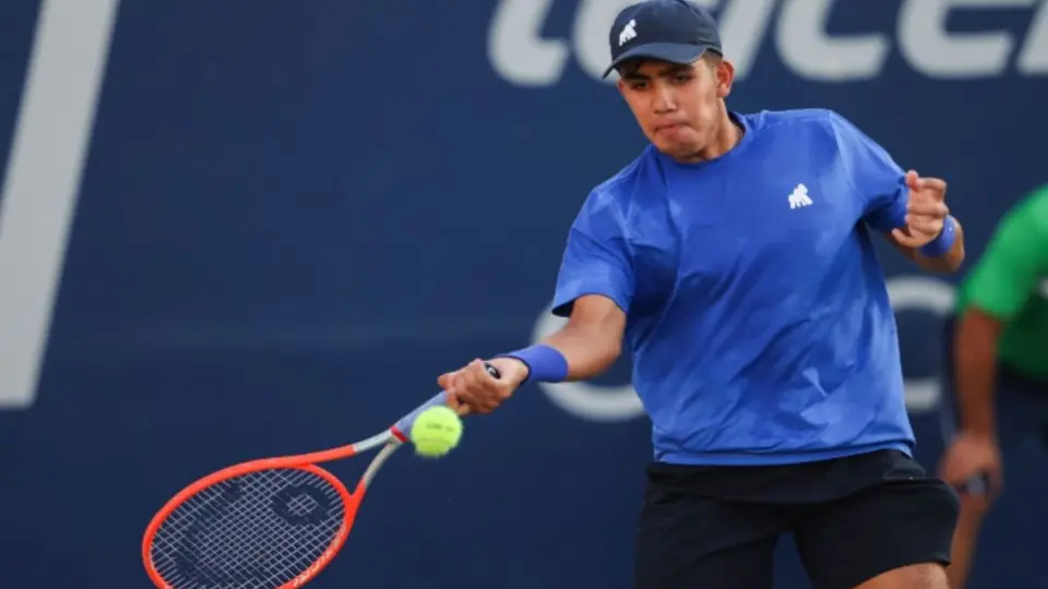 Luis Carlos Álvarez cae ante Gonzalo Lama y no logra clasificarse al Abierto de Los Cabos