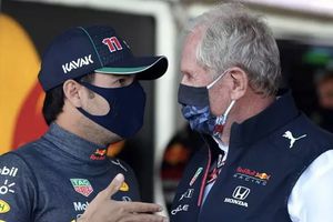 Helmut Marko sobre la supuesta reducción salarial de Checo: "Está inventado de la nada"