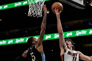 ¡En plan grande! Jaime Jáquez Jr anota 20 puntos en la victoria del Heat sobre Hawks