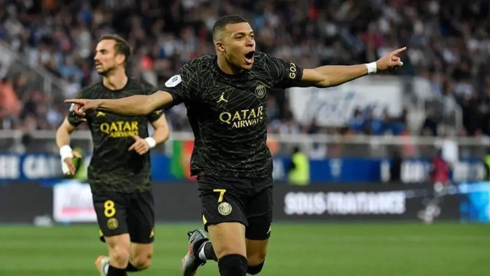 ¡Hay tensión! La renovación entre el PSG y Mbappé se encuentra detenida
