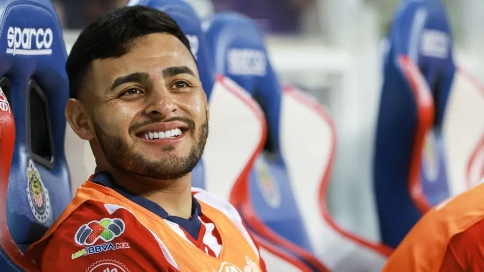Chivas: Alexis Vega, Cristian Calderón y Raúl Martínez se reintegrarán al Rebaño