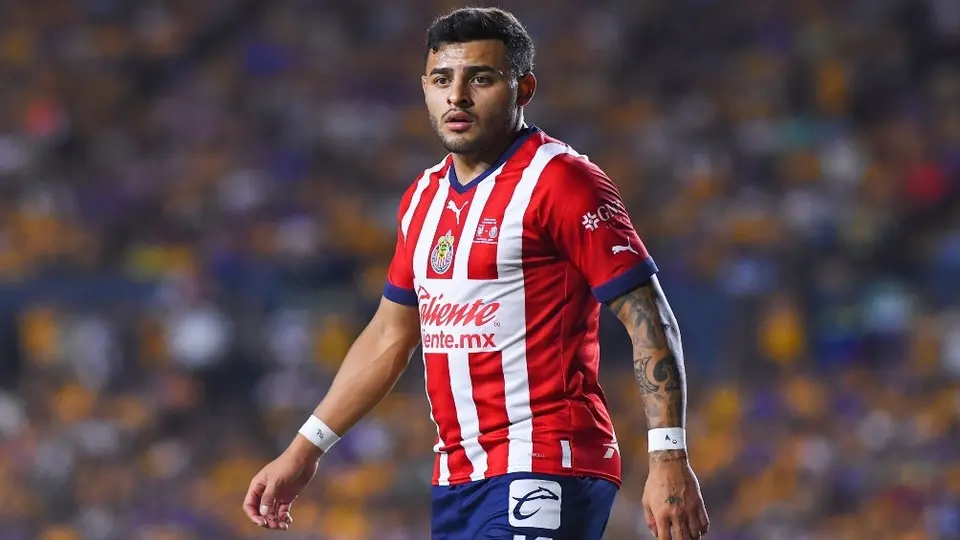 Chivas da 'luz verde' a Alexis Vega; Paunovic espera ver su mejor versión en pocas semanas