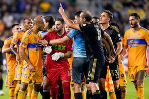LAFC y Tigres protagonizaron gran altercado durante el Campeones Cup