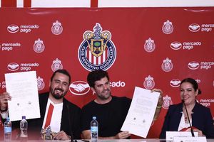 Chivas hizo oficial su nueva alianza comercial con Mercado Pago